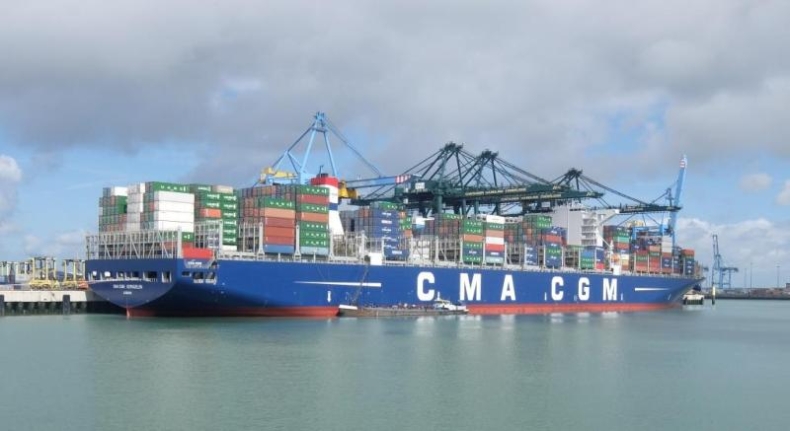 Historyczne zawinięcie gigantycznego kontenerowca do USA - GospodarkaMorska.pl