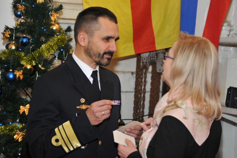 Wizyta Matki Chrzestnej na ORP Gen. T. Kościuszko - GospodarkaMorska.pl