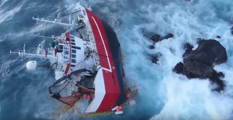 To się nazywa akcja ratownicza! (wideo) - GospodarkaMorska.pl