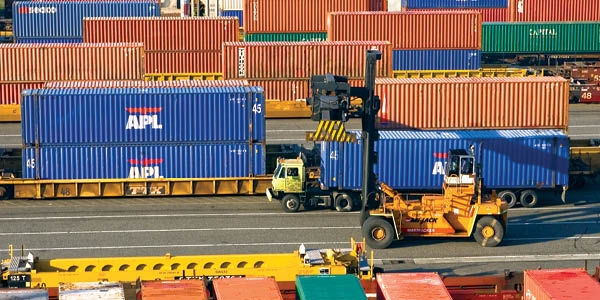 Rozpoczęto wstępną kwalifikację projektów z zakresu rozwoju transportu intermodalnego - GospodarkaMorska.pl