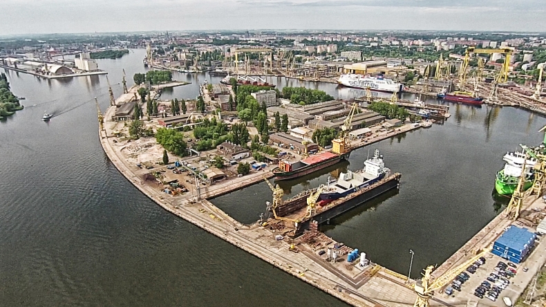 Rewolucja w stoczniach? Marek Gróbarczyk o priorytetach na 2016 rok - GospodarkaMorska.pl