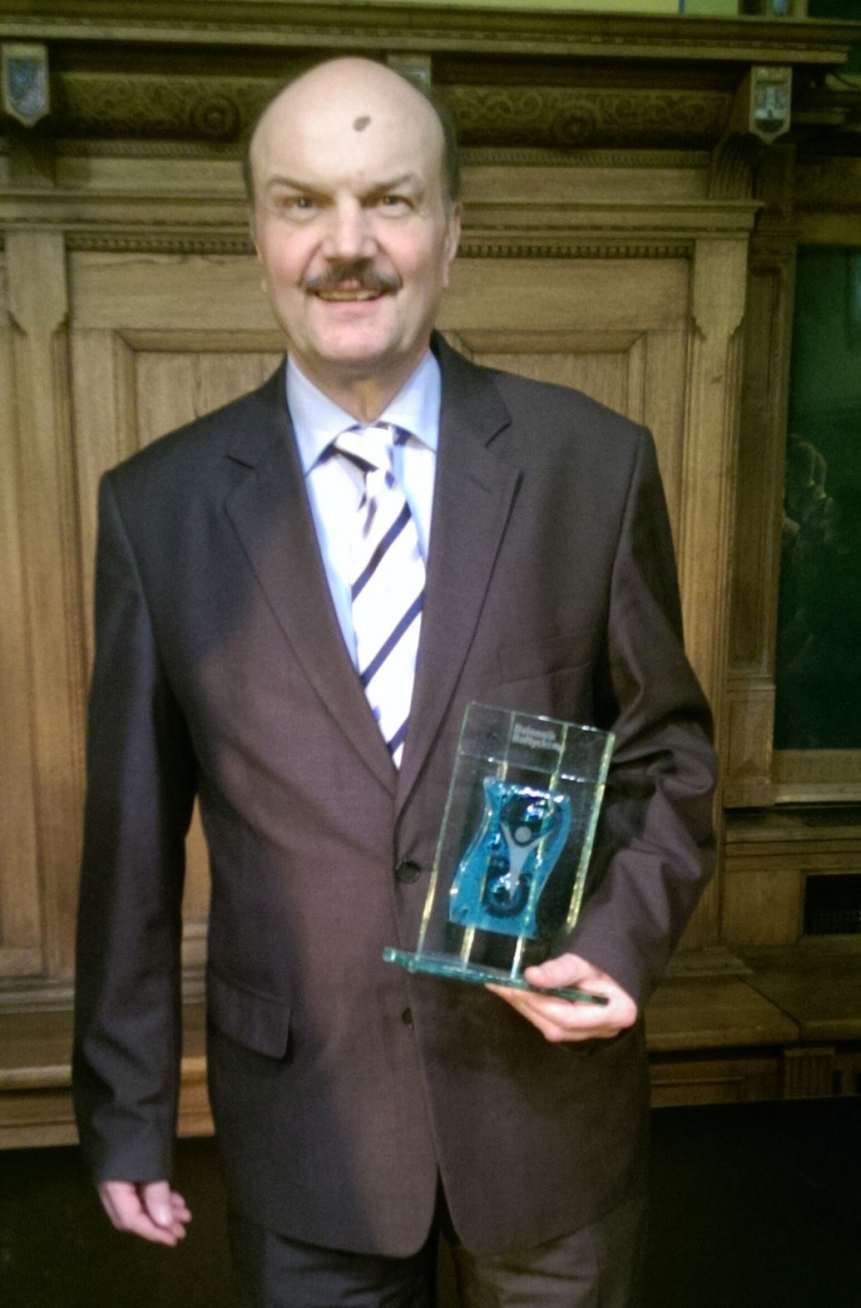 Wyróżnienia dla Prezesa Zarządu Morskiego Portu Gdynia S.A. Janusza Jarosińskiego - GospodarkaMorska.pl