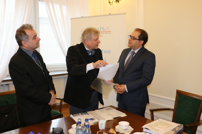 Czesi zainteresowani żeglownością Odry - GospodarkaMorska.pl