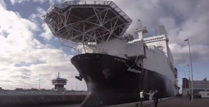 Olbrzym w Amsterdamie (WIDEO) - GospodarkaMorska.pl