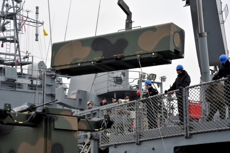 Trening załadunku w Porcie Wojennym w Gdyni - GospodarkaMorska.pl