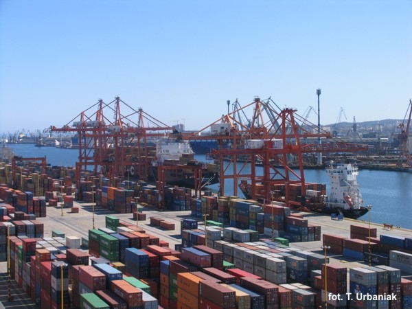 Zarządy Morskich Portów Gdynia i Gdańsk  laureatami nagrody „Pomorskie Sztormy” - GospodarkaMorska.pl