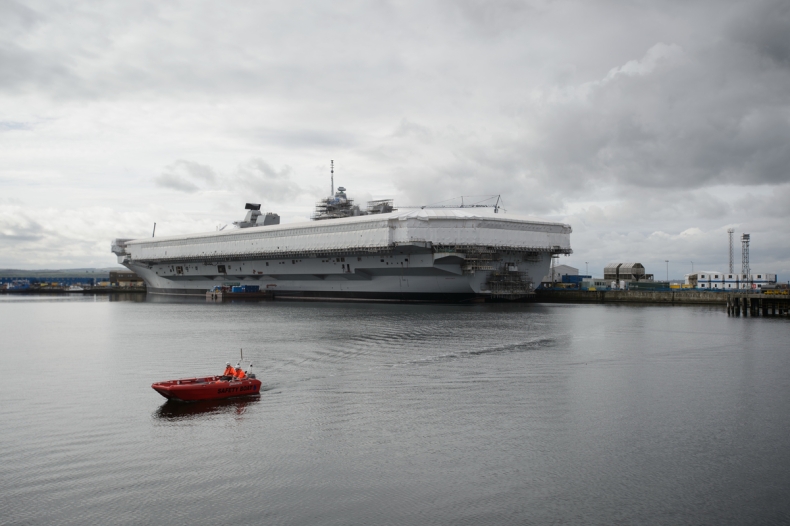 Załoga odebrała pierwsze pomieszczenia flagowego okrętu Queen Elizabeth - GospodarkaMorska.pl