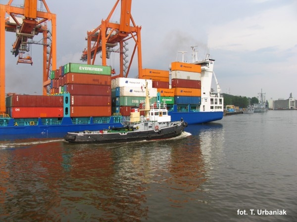 Wypadek w BCT Gdynia - GospodarkaMorska.pl