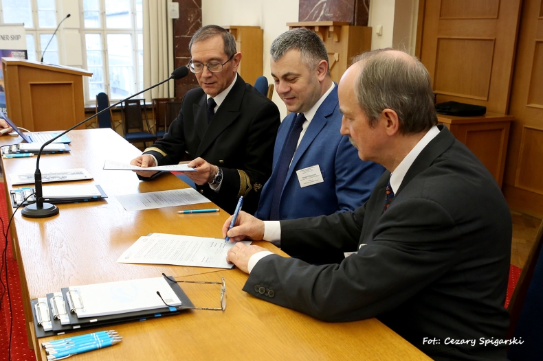 Gdynia: o polityce morskiej z udziałem przedstawicieli firm, uczelni, instytutów i administracji - GospodarkaMorska.pl