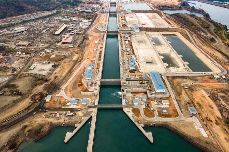 Rozbudowany Kanał Panamski ma być otwarty w lipcu (WIDEO) - GospodarkaMorska.pl