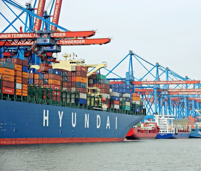 Hamburg wciąż w czołówce europejskich portów - GospodarkaMorska.pl