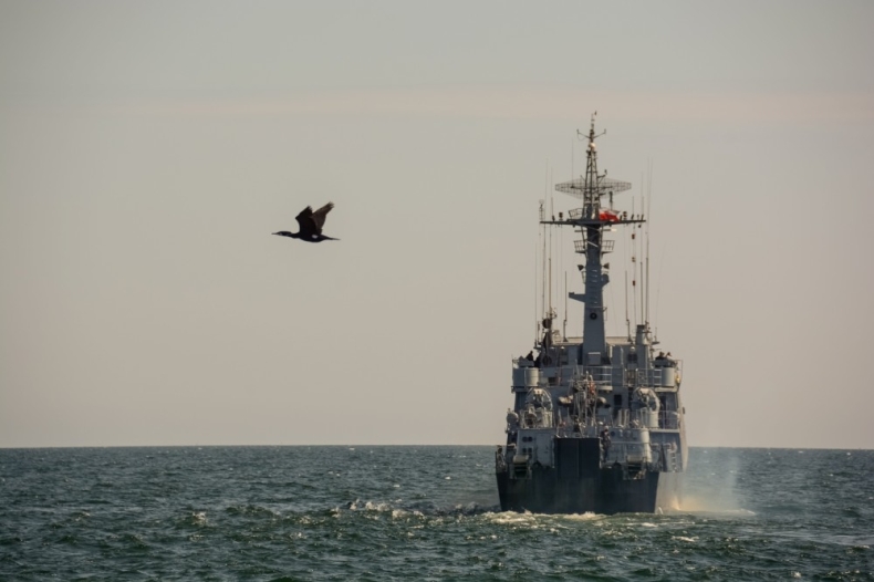 Transport pod „parasolem - GospodarkaMorska.pl