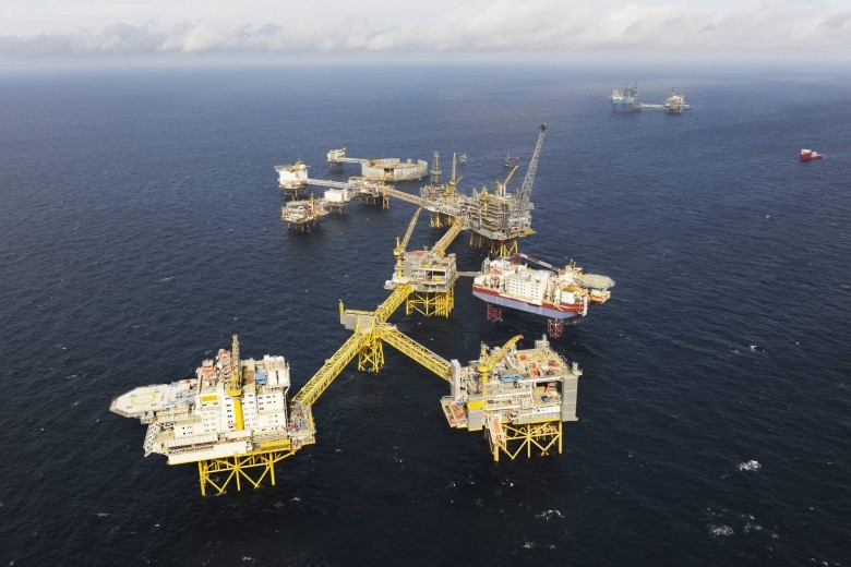 Eksperci: w Katarze najważniejsze spotkanie producentów ropy od 30 lat - GospodarkaMorska.pl