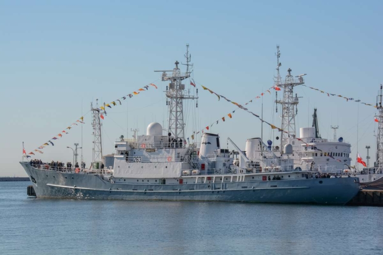 40 lat ORP Hydrografa pod biało-czerwoną banderą - GospodarkaMorska.pl