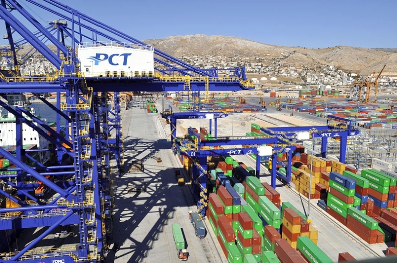 Strajk w Porcie Pireus trwa już 3 dni - GospodarkaMorska.pl