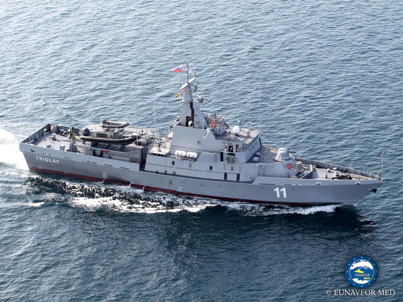 Brytyjski raport krytykuje unijną misję „Sophia” na Morzu Śródziemnym - GospodarkaMorska.pl