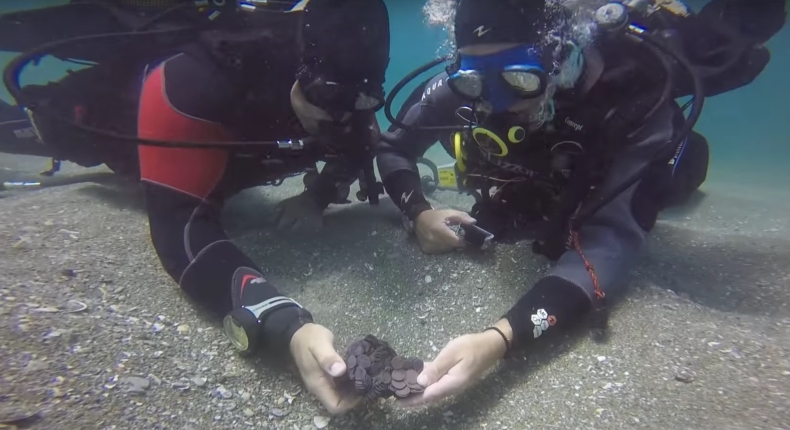 Największe od 30 lat znalezisko odkryte przez nurków we wraku statku - GospodarkaMorska.pl