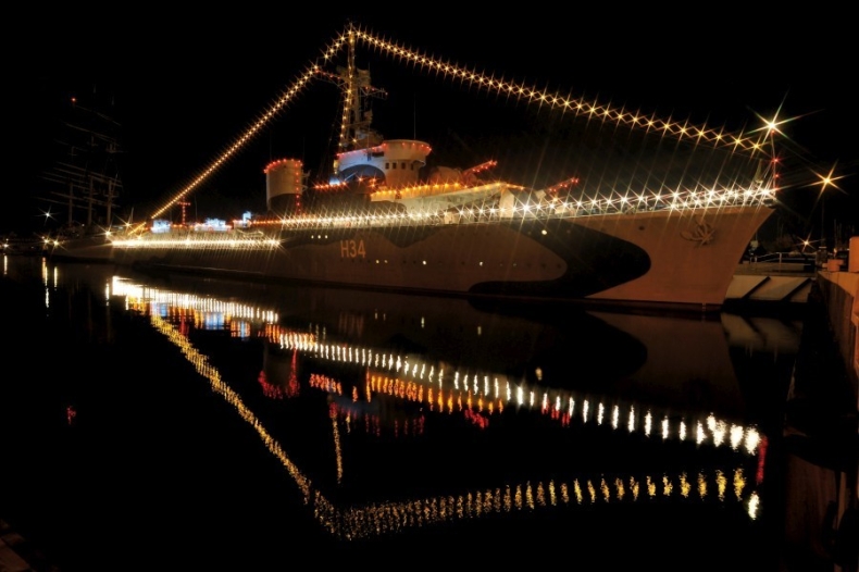 ORP Błyskawica w Nocy Muzeów - GospodarkaMorska.pl