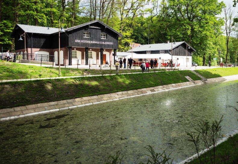 Rewitalizacja Kanału Elbląskiego „Budową Roku 2015” - GospodarkaMorska.pl