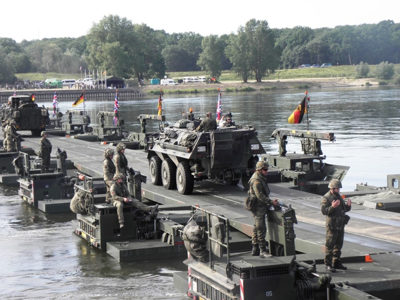 Anakonda-16 na Wiśle - GospodarkaMorska.pl