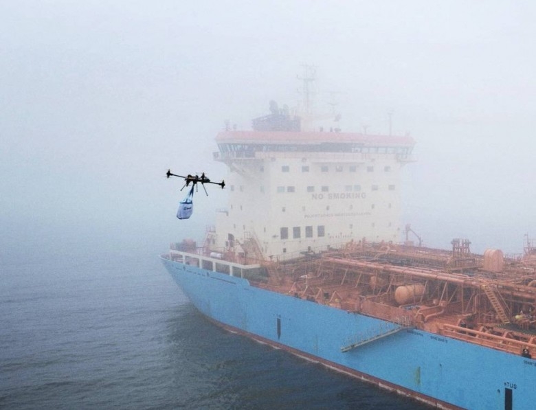 Era dronów: nowe szkolenia Szkoły Morskiej w Gdyni - GospodarkaMorska.pl