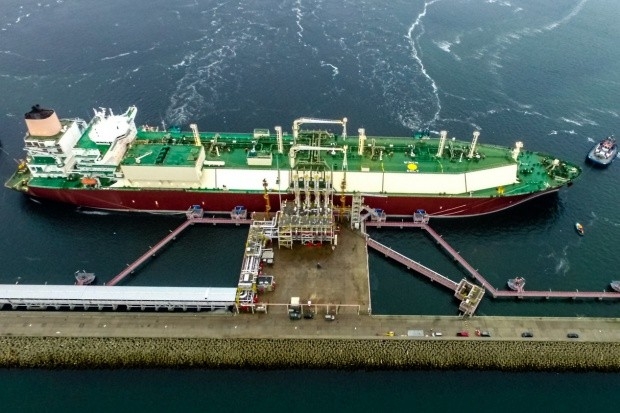 Terminal LNG w Świnoujściu będzie nosił imię Lecha Kaczyńskiego - GospodarkaMorska.pl