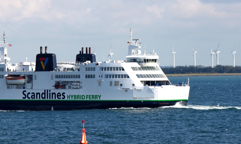 Berlin w służbie Scandlines - GospodarkaMorska.pl