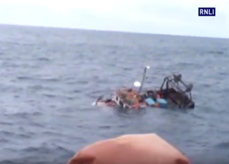 Akcja ratunkowa na Oceanie Atlantyckim (wideo) - GospodarkaMorska.pl