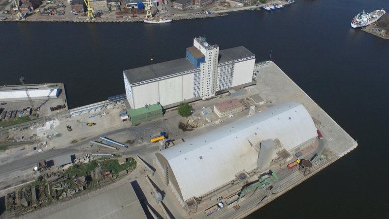 Elewator Ewa już za dwa miesiące zapełni się zbożem - GospodarkaMorska.pl