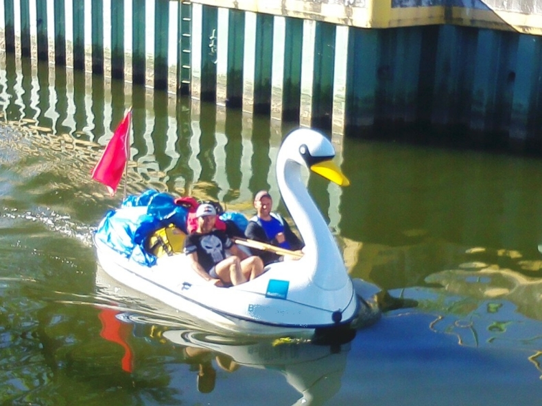 Nietypowa jednostka w Gdańsku - GospodarkaMorska.pl