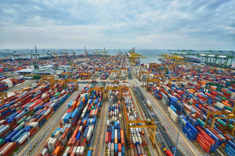 Port w Singapurze w końcu ze wzrostem przeładunków - GospodarkaMorska.pl