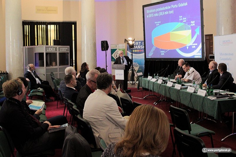 Port Gdańsk już dziś gotowy do obsługi żeglugi śródlądowej - GospodarkaMorska.pl