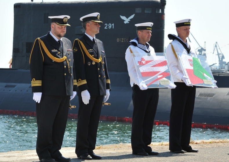 Nowi dowódcy okrętów podwodnych - GospodarkaMorska.pl