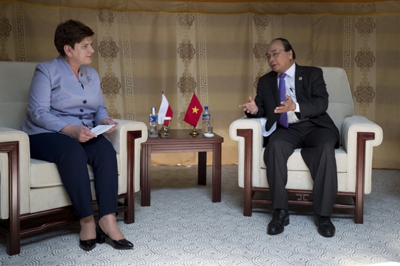 Ułan Bator: Spotkanie premier Beaty Szydło z premierem Wietnamu - GospodarkaMorska.pl