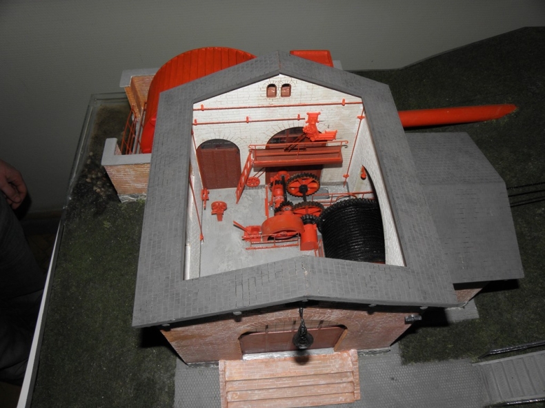 Maszynownia w miniaturze - GospodarkaMorska.pl