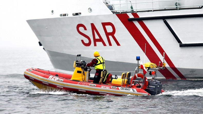 Na Zatoce Pomorskiej zatonął jacht Zefir - GospodarkaMorska.pl