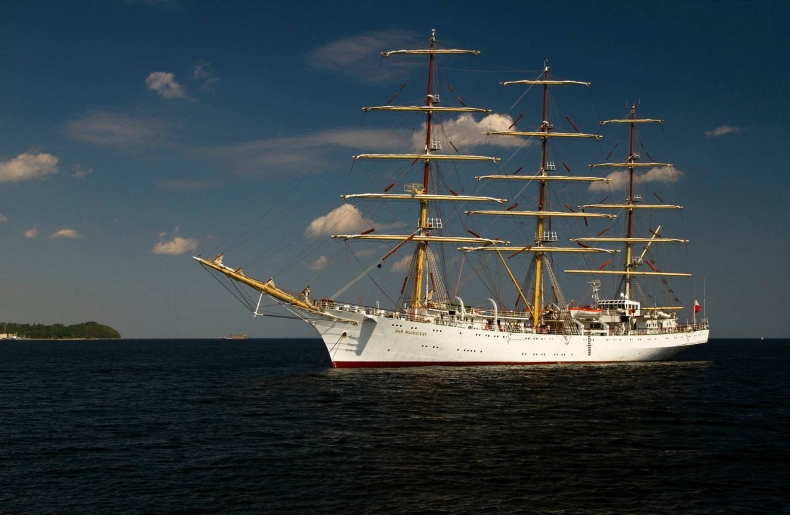 Dar Młodzieży wypływa na zlot żaglowców w Blyth - GospodarkaMorska.pl