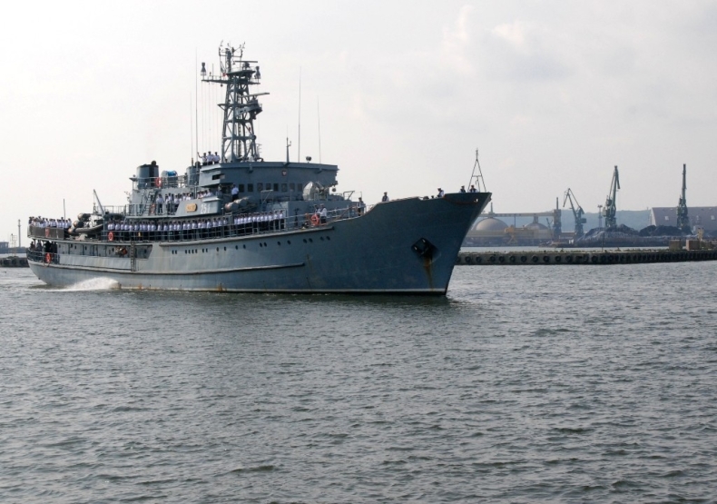 Rejon strzelania czysty! Polskie okręty na wodzie - GospodarkaMorska.pl