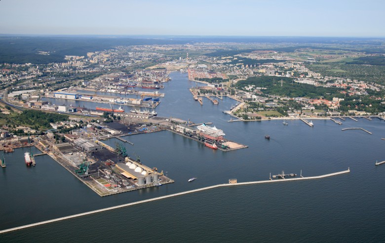 Uniwersalny charakter Portu Gdynia zapewni stabilny i bezpieczny rozwój – rozmowa z Adamem Mellerem, prezesem Zarządu Morskiego Portu Gdynia - GospodarkaMorska.pl