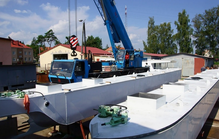 Nowy katamaran pasażerski Żeglugi Mazurskiej - GospodarkaMorska.pl