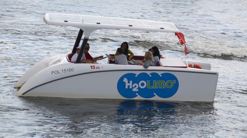 Łódź solarna H2O Limo hitem żeglarskiego sezonu [wideo] - GospodarkaMorska.pl