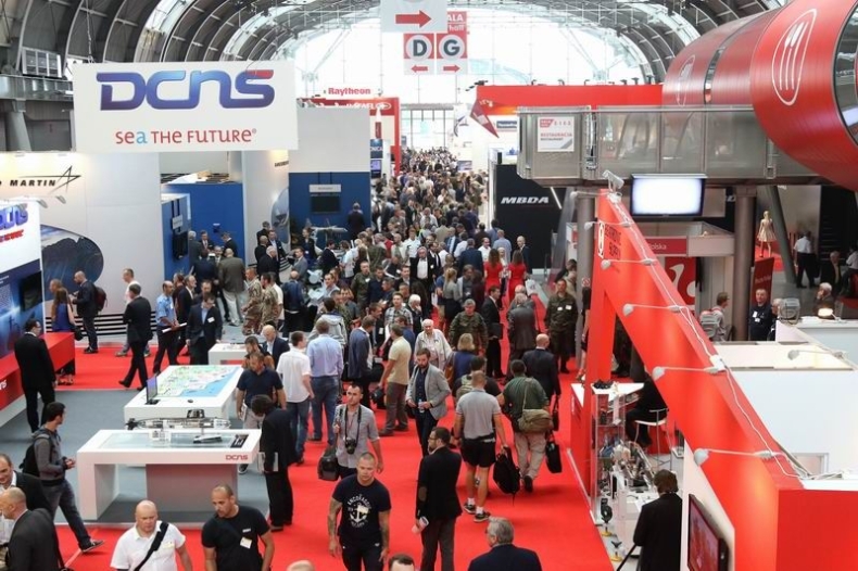 Kielce: Wystawa Sił Zbrojnych RP na targach zbrojeniowych - GospodarkaMorska.pl