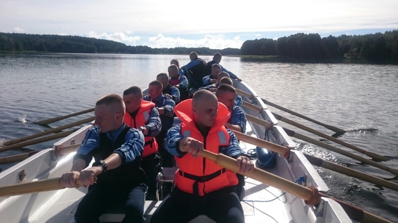 Szkolenie łodziowe podchorążych - GospodarkaMorska.pl