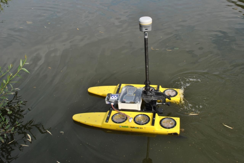 Studenci Akademii Morskiej w Gdynii skonstruowali autonomicznego drona hydrograficznego - GospodarkaMorska.pl