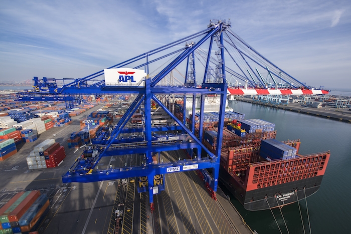 CMA CGM chce zarobić ponad miliard dolarów na sprzedaży swoich udziałów - GospodarkaMorska.pl