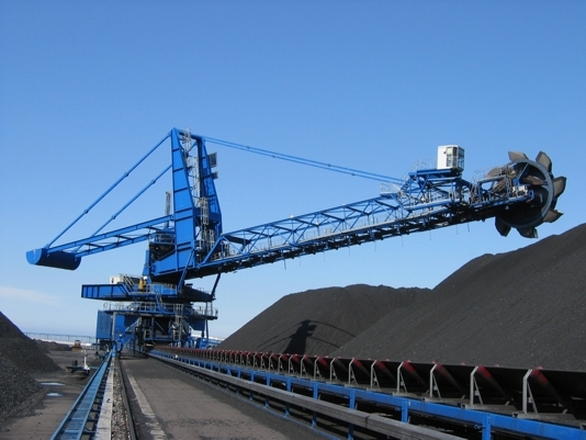 Zamet Industry wykona cztery ładowarko zwałowarki dla Hiszpanów - GospodarkaMorska.pl