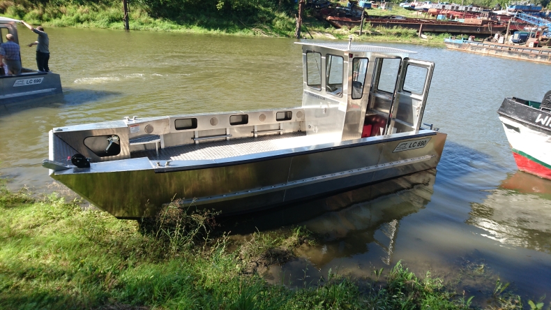 Nowy sprzęt pływający RZGW w Gdańsku - GospodarkaMorska.pl
