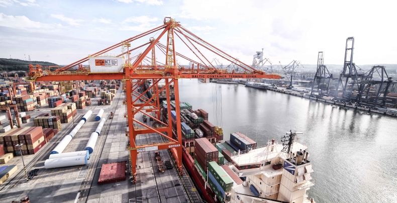 Port Gdynia w 2018 r. będzie przyjmować statki o długości do 400 m - GospodarkaMorska.pl