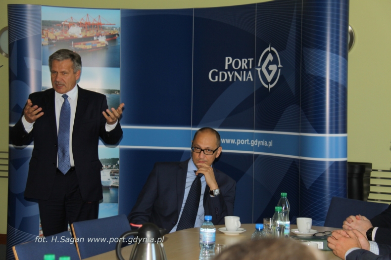Spotkanie Rady Interesantów Portu Gdynia - GospodarkaMorska.pl
