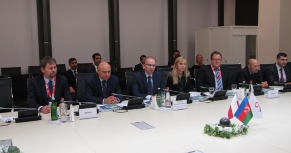 Wizyta wiceministra Domagalskiego w Azerbejdżanie - GospodarkaMorska.pl